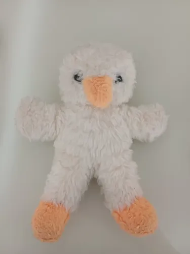 Pelucia patinho anos 80