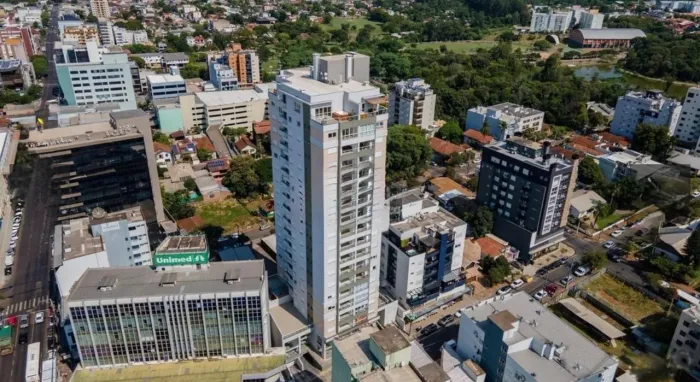 Apartamento no centro, localização previlegiada, perto do hospital, farmácia, mercado. 