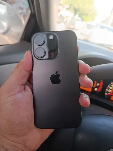iPhone 14 pro funcionando tudo