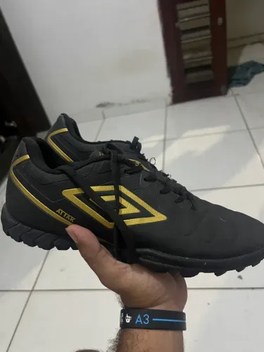 Chuteira society UMBRO tamanho 40