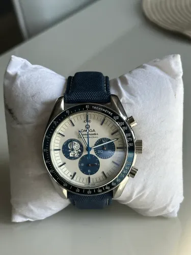 Relógio Omega Speedmaster Snoopy quartz primeira linha