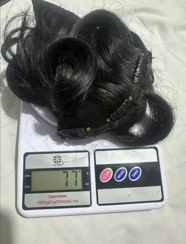 Cabelo humano 45 com 77 grama 
