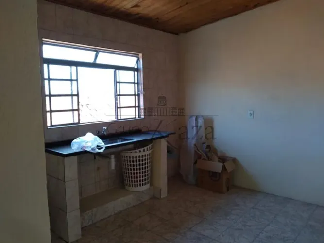 Casa - Jardim Emilia - Jacareí - 3 Dormitórios - 125m²