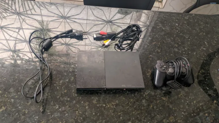 PlayStation 2 Slim + Controle e Cabos