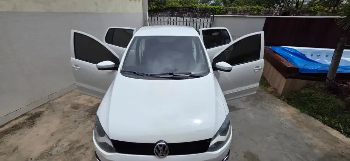 Volkswagen Fox Bluemotion 1.0 MI Total Flex 12V 5P 2014