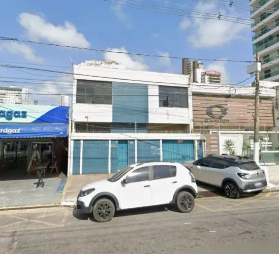 Imóvel para fins Residenciais ou Comerciais - Financia