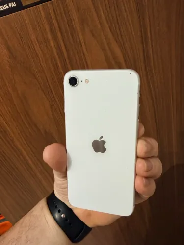 Oportunidade! iPhone SE 128 GB - Excelente Custo-benefício
