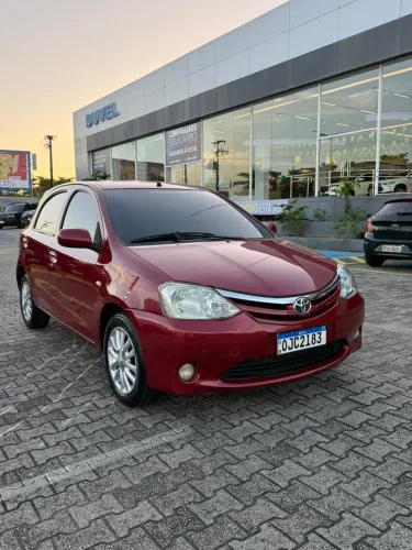 Toyota Etios XLS 1.5 Flex 16V 5P Mec. 2013