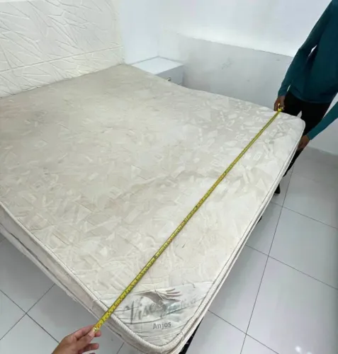 DOAÇÃO - Guarda-Roupa e Cama King Size