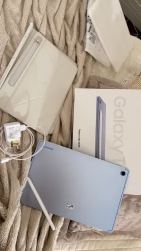 Tablet s10 FE