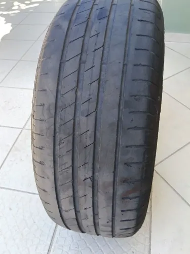 Pneu goodyear