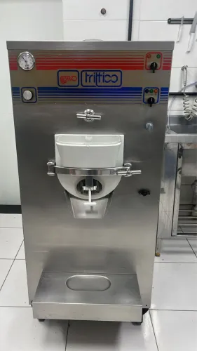 Máquina de sorvete Bravo