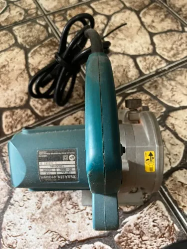 Serra mármore Makita seminova