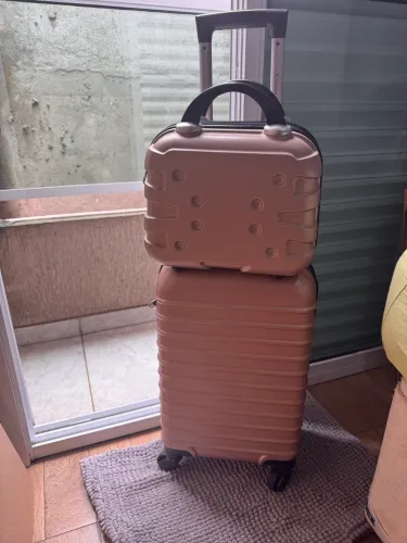 Kit Mala de Viagem Bordo + Frasqueira Rígida Rose Gold | Ótimo Estado