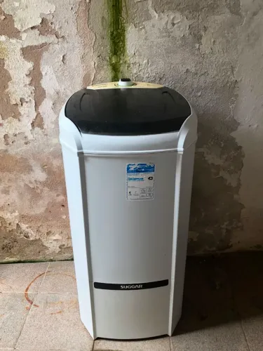 Tanquinho, para vender logo, vou me mudar.