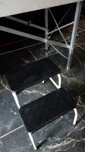 ESCADA/ESCADINHA DE 2 DEGRAUS PARA MACA DE ESTÉTICA/MASSOTERAPIA