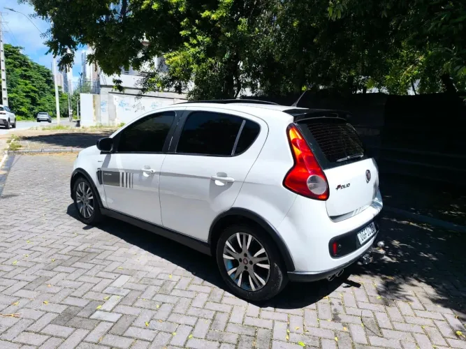 Fiat Palio Sporting 1.6 Flex 16V 5P 2014