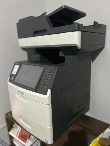 Impressora LexMark MX711DE Seminova