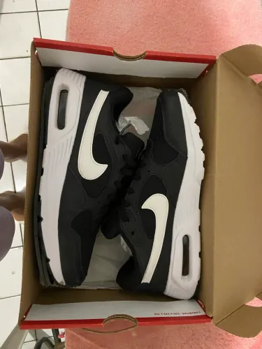 Tênis air max sc