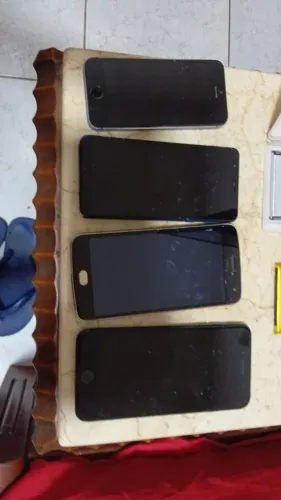 Celulares usados para peça
