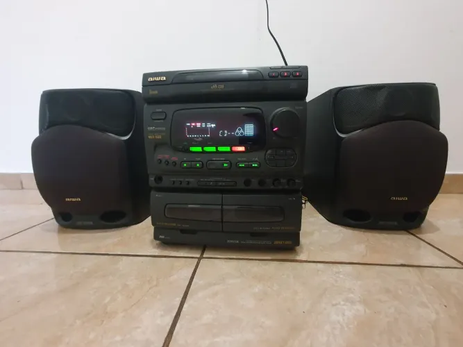 Som AIWA NSX 520