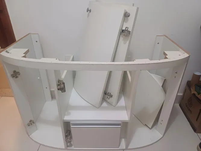 Armário para pia de banheiro