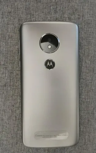 Moto E5