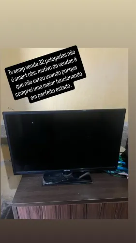 Tv 32 polegadas não é smart