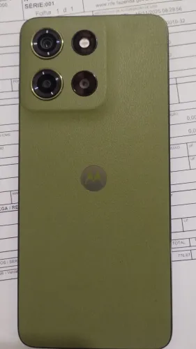Vendo um celular da marca Motorola g15