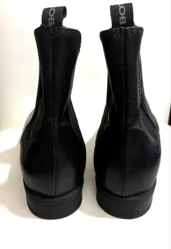Bota de couro Bottero usada uma vez