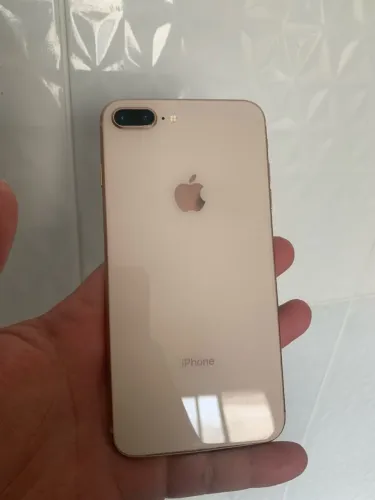 iPhone 8 Plus