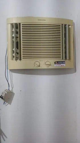 Ar-condicionado janela 7.500 BTUs 