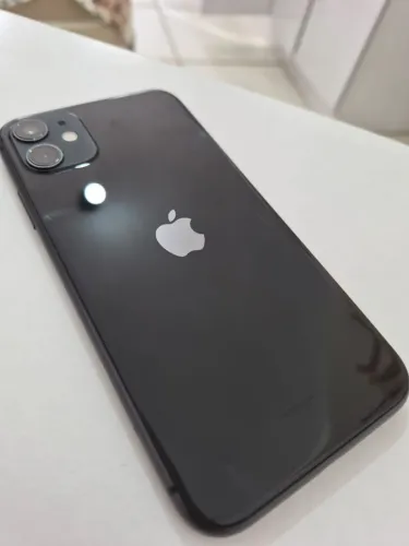 iPhone 11 64GB