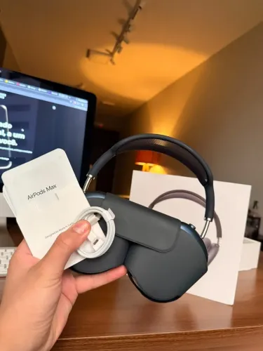 AirPods Max