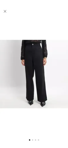 CALÇA WIDE LEG ALTA MARIA VALENTINA NA ETIQUETA