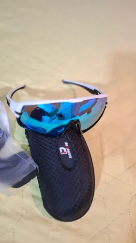Oculos Darevie 3 lentes