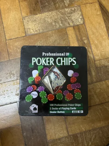 Jogo Poker 100 fichas numeradas + 2 baralhos