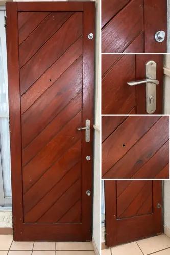 PORTA DE MADEIRA PARA ENTRADA - 2,80 x 0,80 m
