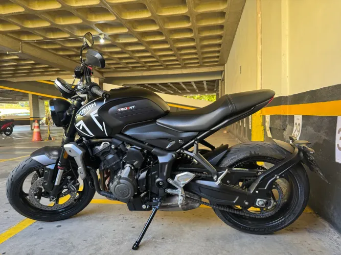 Triumph Trident 660 - 2023 | Único Dono | Impecável | Na Garantia