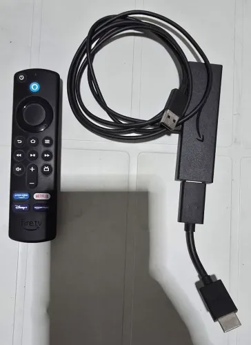 Vendo Amazon Fire TV stick 3° Geração 4K Edição 2021