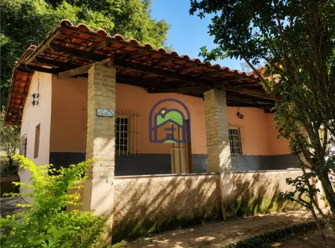 CHÁCARA COM 1.000 M² E CASA DE 2 QUARTOS