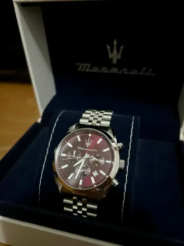 Relógio Maserati - Vermelho, Estilo Esportivo, Estado de Novo