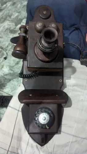 Telefone antigo