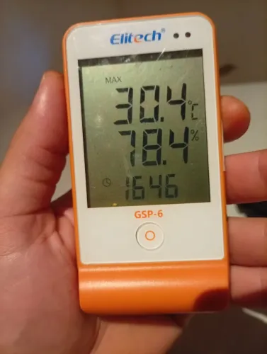Medidor de temperatura de ambiente