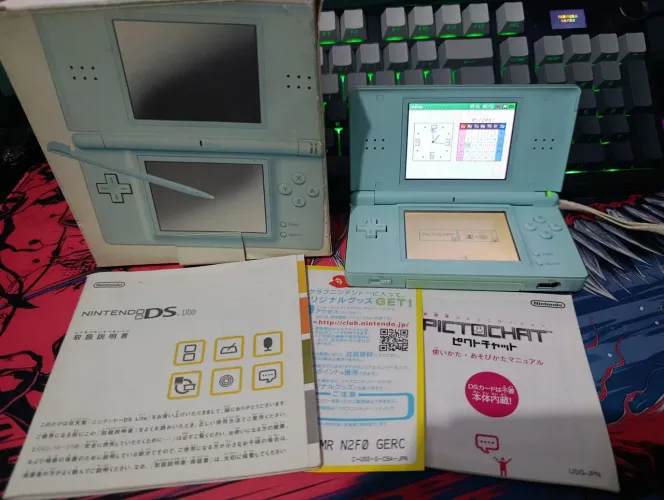 Nintendo DS Lite - Ice Blue - Na Caixa