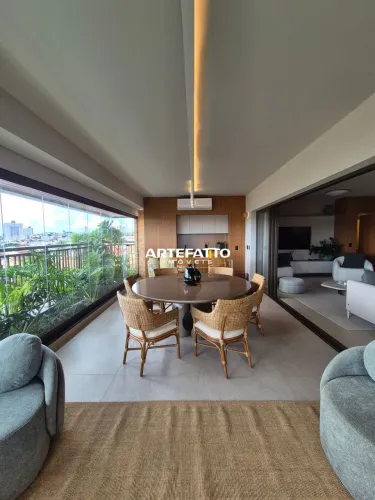 Apartamento com 4 suítes no bairro Parque dos Lima