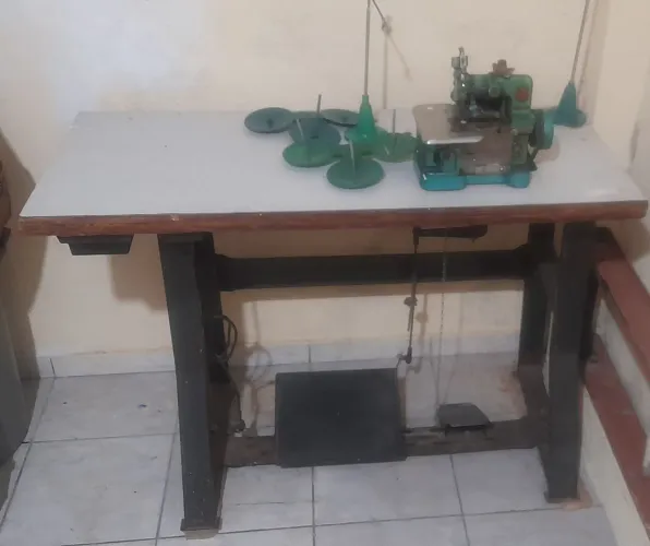 Máquina de costura overloque semiprofissional <br>Mega Star<br>GN1-6<br>220V