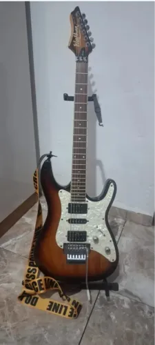 Guitarra Washburn wg 530 Trocas em soente pedais Boss toda original tarracha groover