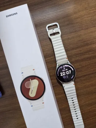 Samsung Galaxy Watch 7 40mm GPS Creme - Smartwatch Samsung