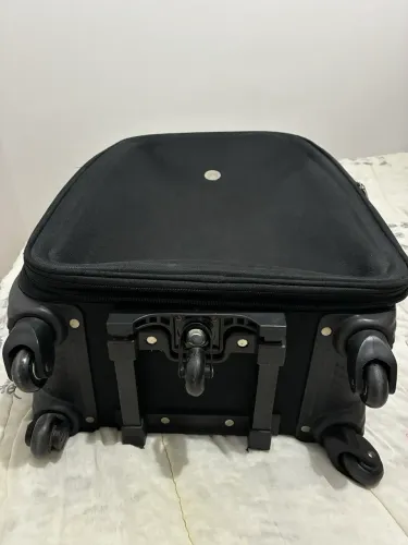 Mala de viagem (com defeito)